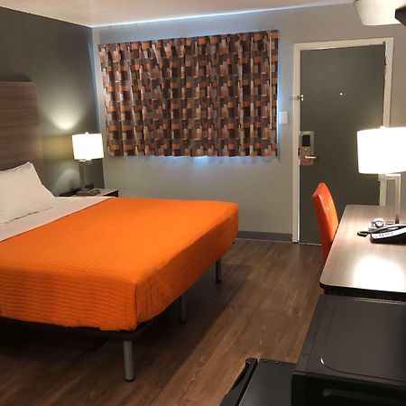 Motel Super 8 By Wyndham Sonora Extérieur photo