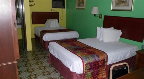 Motel Super 8 By Wyndham Sonora Extérieur photo