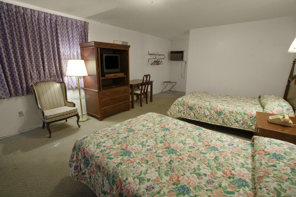 Motel Super 8 By Wyndham Sonora Extérieur photo