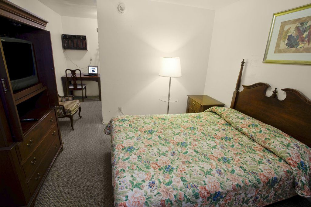Motel Super 8 By Wyndham Sonora Extérieur photo